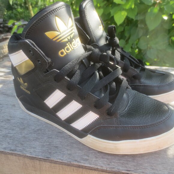 Adidas Black Gold and White Hard Court High J Leather Hi-Tops Athletic Sneakers - Picture 4 of 10